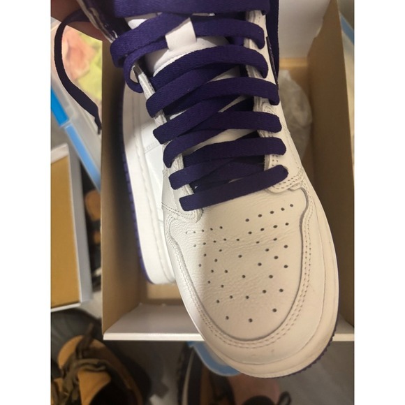 Nike Air Jordan 1 High OG Court Purple White Sneakers CD0461-151 Sz 8 - Picture 3 of 5